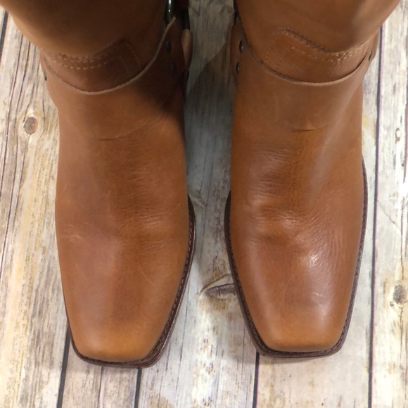 ❤️NEW Michael Kors Motorcycle Boot Tan - Picture 2 of 8